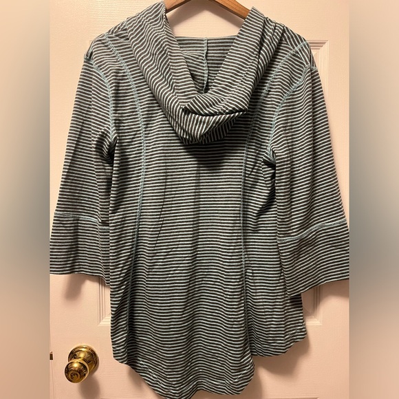 Lur, Fashion for Change, Striped Hoodie, Women’s Size Medium - Picture 8 of 11